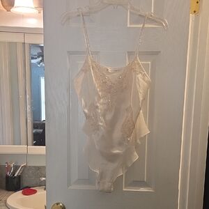 Victoria's Secret Cream Lace Chemise